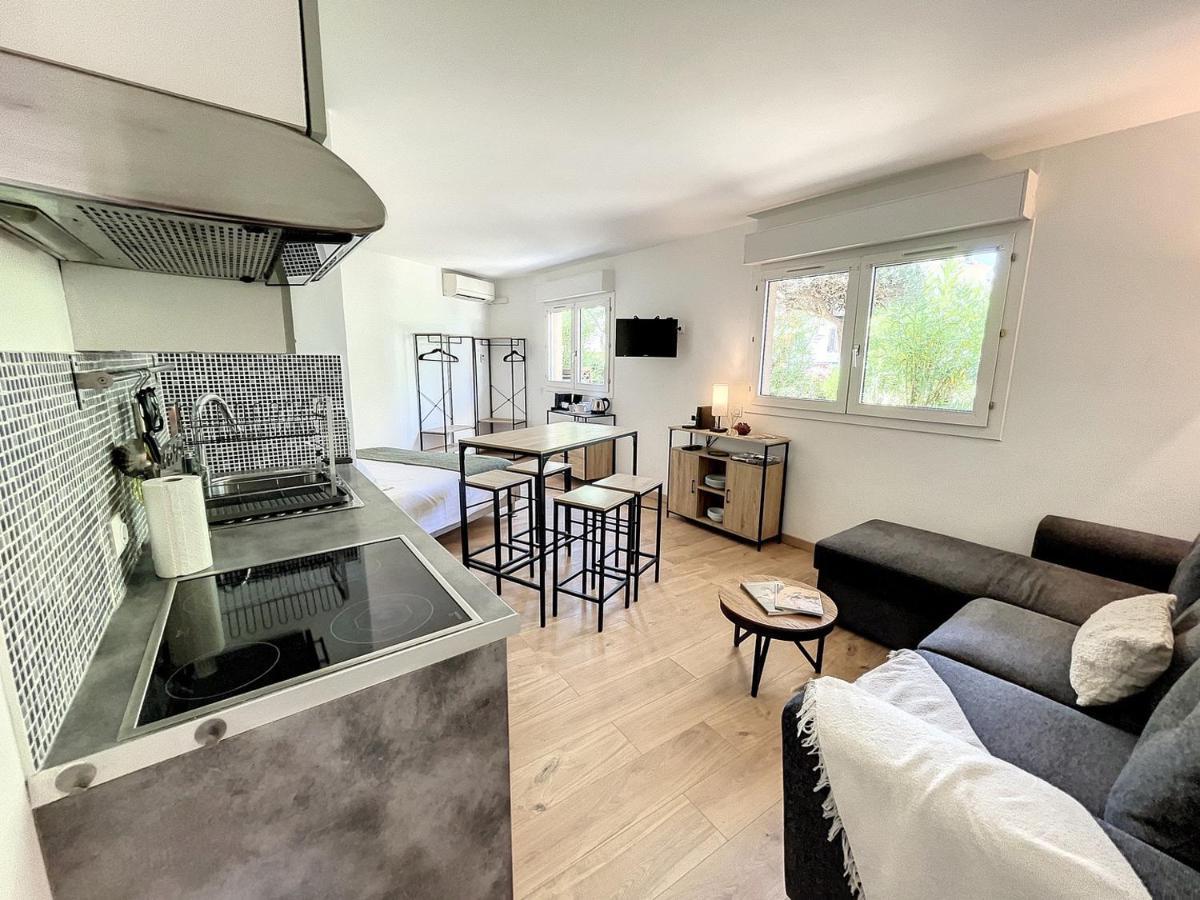 Appartement Cosy Au Centre De Cannes Esterno foto