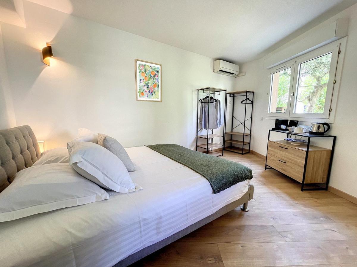 Appartement Cosy Au Centre De Cannes Esterno foto